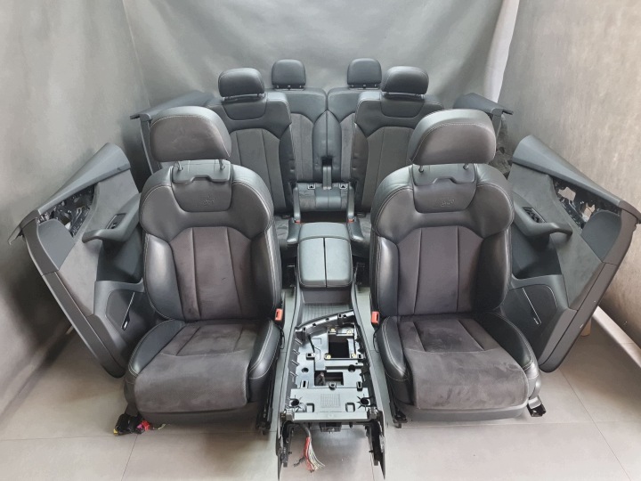 Audi Q7 4M FOTELE oldalsó SIEDZENIA ALCANTARA 7-OSOB S-LINE 4M0959760E