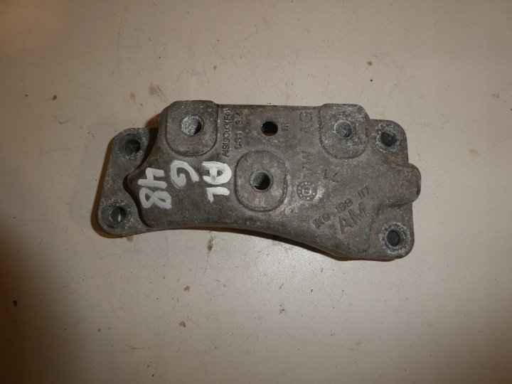 VW AUDI SEAT SKODA SCATOLA CAMBIO MONTAGGIO STAFFA ZAMPA SUPPORTO INGRANAGGI 1K0199117AM