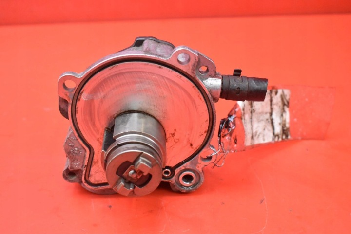 pump VACUM WAKUM SEAT LEON 2 II 1.9 TDI 105 KM 05-09