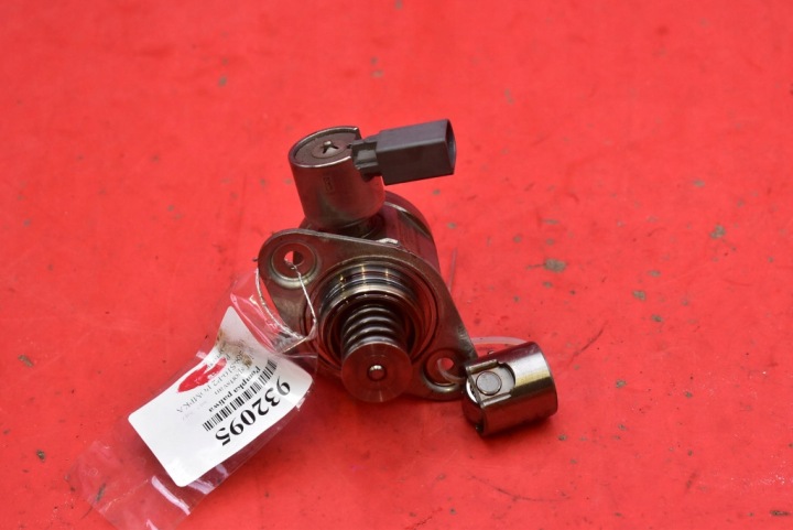 POMPE POMPE ALIMENTATION CARBURANT 04E127025B VW GOLF 7 VII SPORTSVAN 1.4 TSI 150 KM 12-17