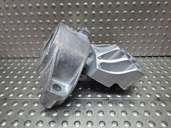 Supporti motore usato Destro 517991100 FIAT DOBLO II COMBO D LIFT 1.3 MJET 2015