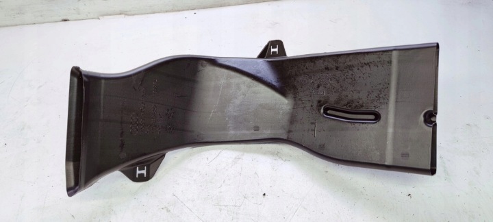 drain POWIETRZNY TUNEL left AUDI A6 C8 4K0819829