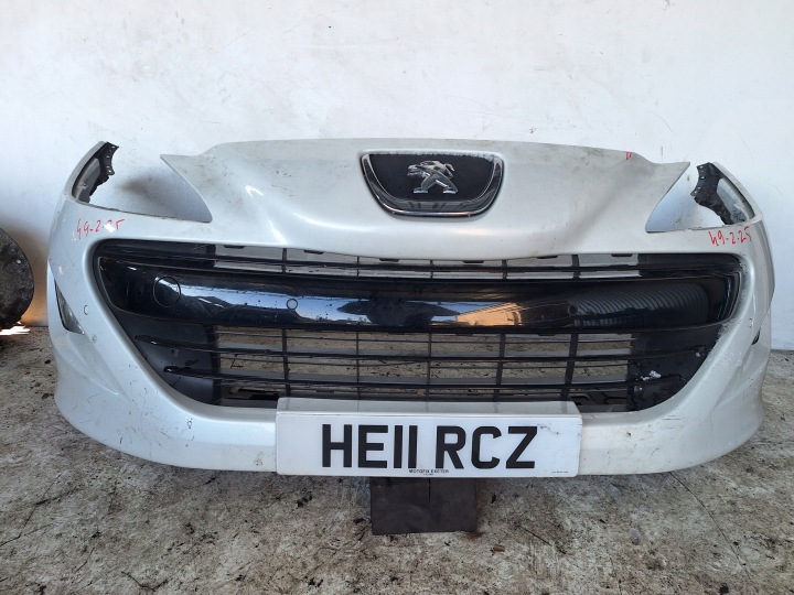 PEUGEOT RCZ 10-13 Stoßstange + PDC