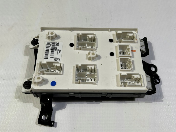 bedienteil modul computer komfortu BCM Jeep Grand Cherokee 2014r