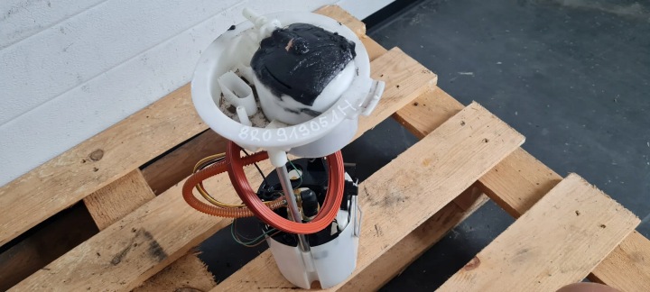 SQ5 8R Q5 PUMPE DES KRAFTSTOFFSBEHÄLTERS 3.0 TFSI 8R0919051H