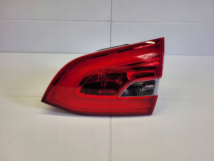light rear right side Peugeot 308 2 2016 9678094880