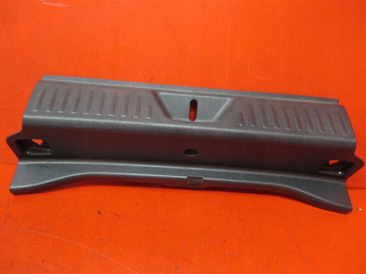 MERCEDES A-class W176 cover cap supports of the rear of the threshold boot