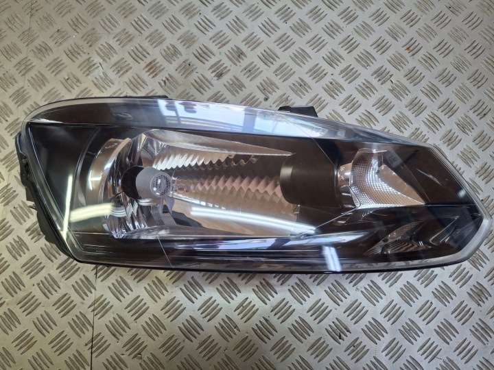 light front right VW POLO V 6R0 VALEO 2009R->