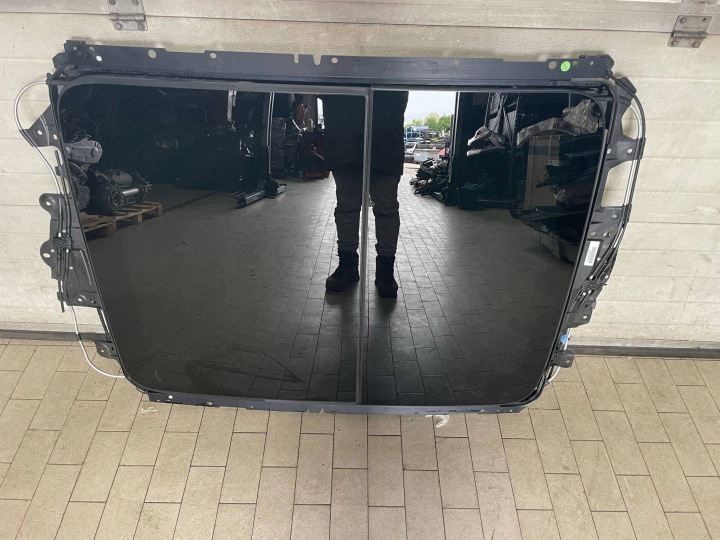 střešní okno kompletní silniczki panorama Audi A8 S8 D4 4H