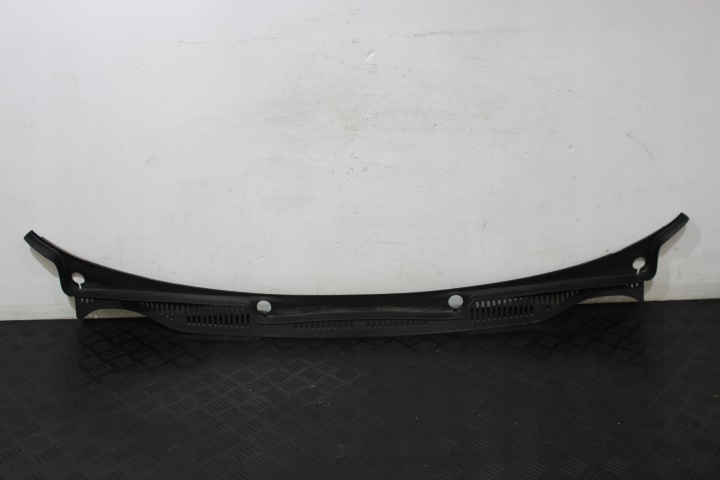 szelvedo alsokeret 2K0819403 VW TOURAN 1T0 1T LIFT 1,9 TDI