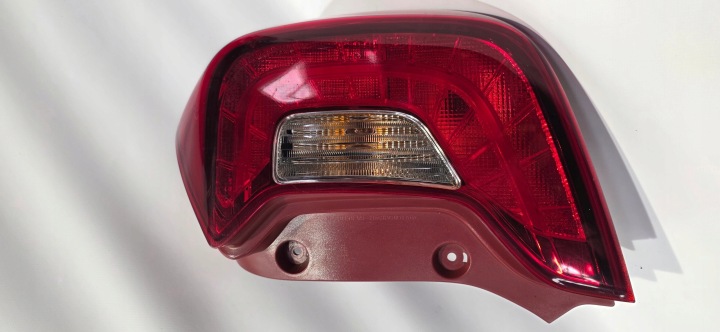Licht rechts heck KIA PICANTO III 17- Original EUROPA 92402-G6
