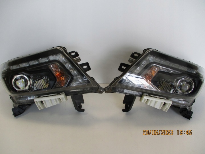 light lights BI-XENON Nissan Navara