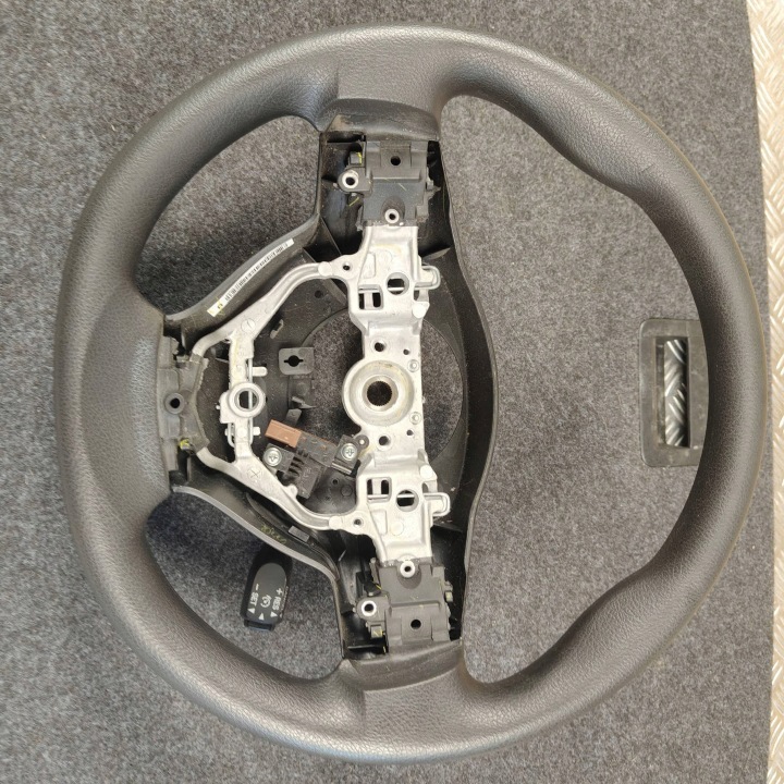 steering wheel, Toyota Aygo C1 108 AB40 0S0H000TSF