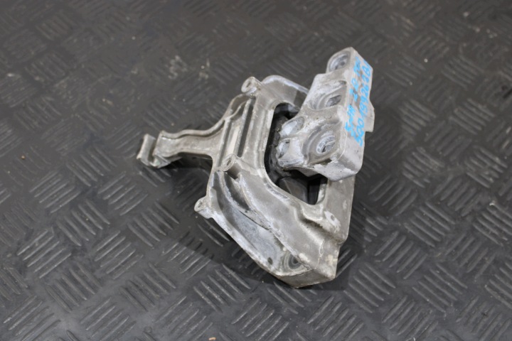 holder engine mount 5Q0199262BP VW TIGUAN II 2 5NA ALLSPACE