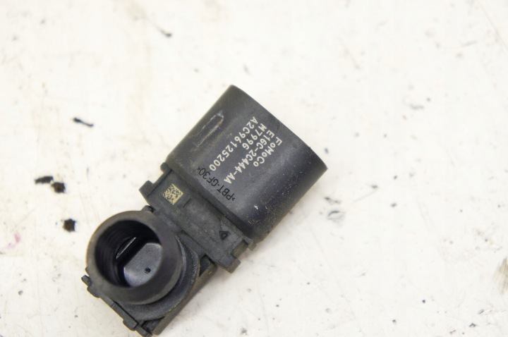 UI435 Ford Edge Mk2 2.0i Сензор за въздушно налягане E1GC-2C444-AA 6