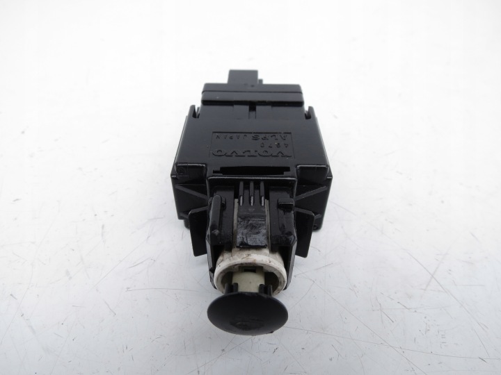 sensor brakes SWIATLA STOP 8622064 VOLVO XC90 and