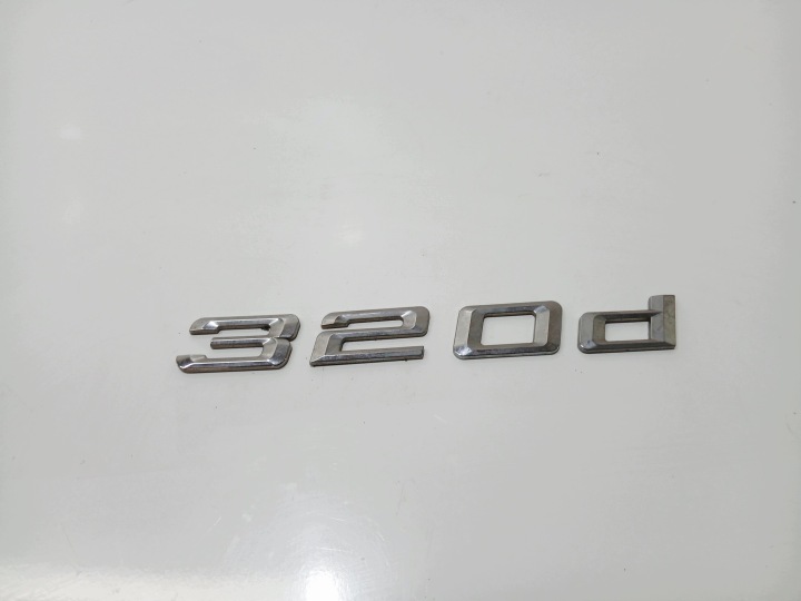 NAPIS EMBLEMAT BMW E91 320d