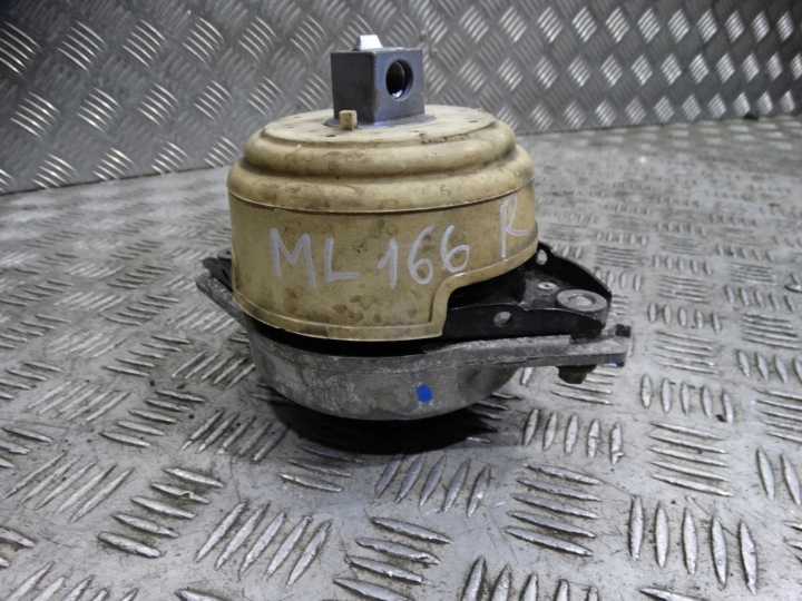 IDEAL. engine mount right MERCEDES W166 W292 1