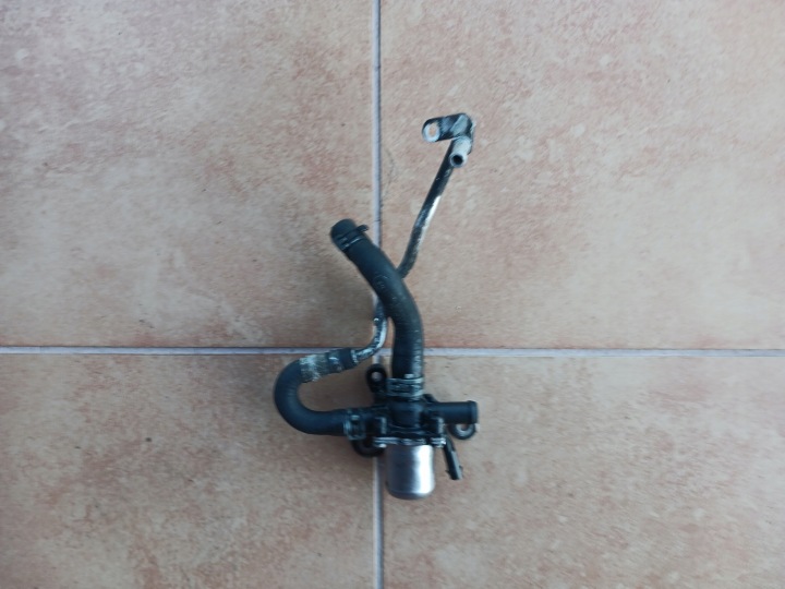 valve of water MERCEDES W212 3,5 CGI A2722000131