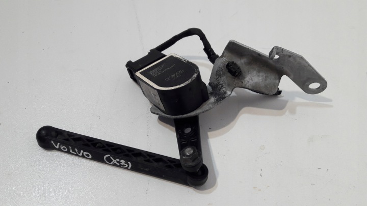 VOLVO XC40 sensor POZIOMOWANIA 8888807367 / 32221477 (X3)