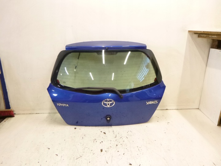 Malle / hayon coffre porte arrière Toyota Yaris II 8T0 2007r