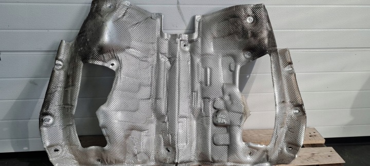 A5 8W S5 LIFT Blende Abdeckung TERMICZNA TUNELU 8W0803979F A4 B9