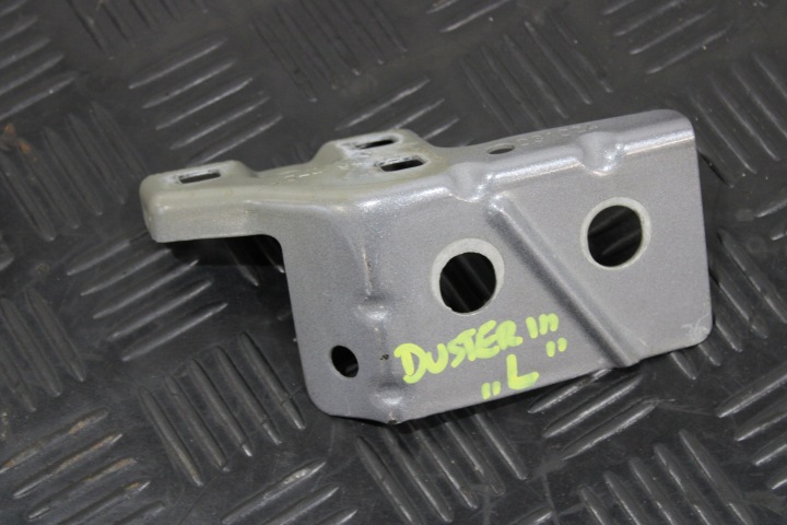 holder of a fender left front console DACIA DUSTER III 3 2024