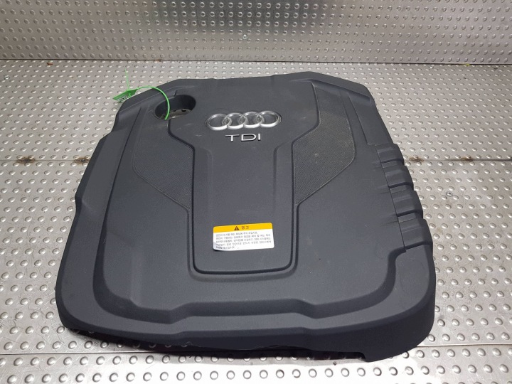 motor cover upper 04L103925D AUDI A4 B8 A5 8T LIFT A6 C7 Q5 8R 2.0 TDI