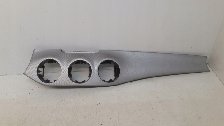 Dekor del cruscotto 3006700900 Mercedes C117 CLA