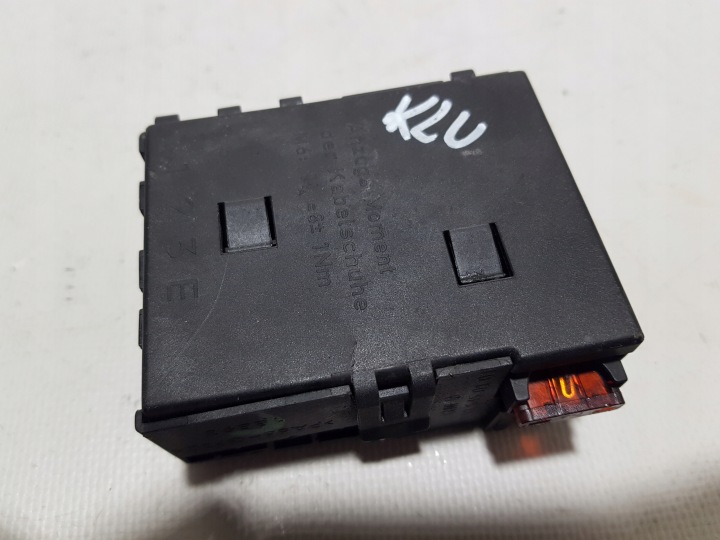 modul Klemme plus MERCEDES SL R230 2305450101