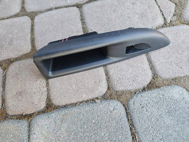 obal kryt przelacznika dveře záď tylnych pravá Opel Mokka B 9835154180