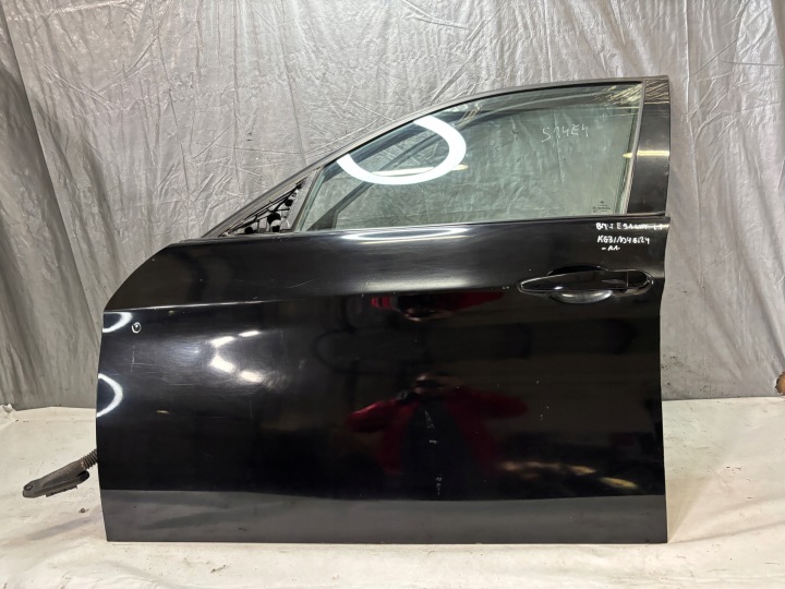 Tür links vorne BMW E91 lift k: 668/9 Schwarz 2
