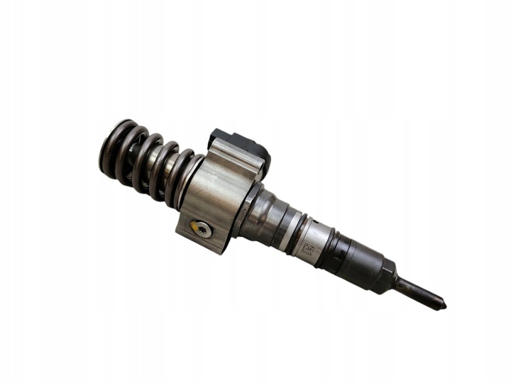 Pumpedüse VW PASSAT B6 GOLF V TOURAN und 2.0 TDI 03G130073T
