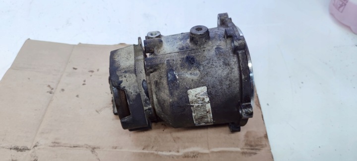 GEHÄUSE GETRIEBE GETRIEBE HECK AUDI 6HP-19 1071436014