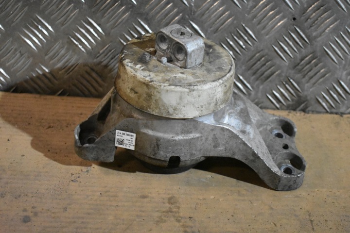 IDEALNA Supporti motore usato Destro MERCEDES W206 W214 4MATIC 4X4 1