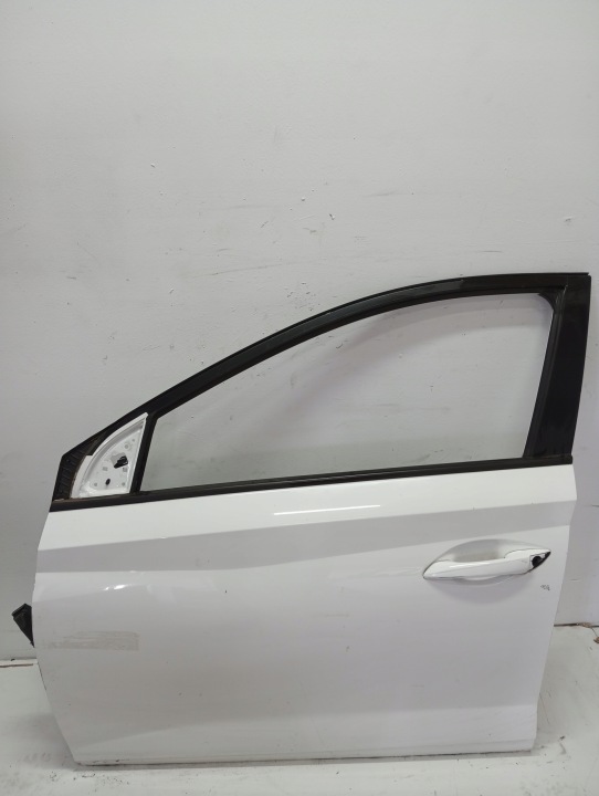 dveře levé přední HYUNDAI I20