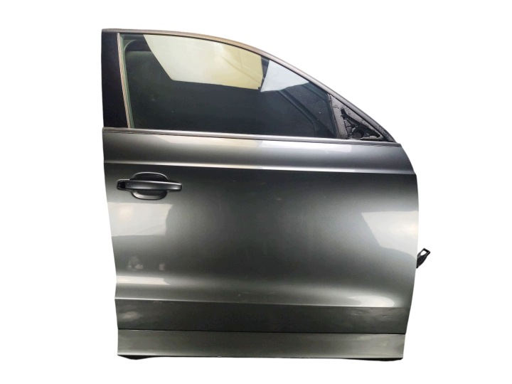 dveře pravý předek AUDI Q3 a 8U (2011-2014) KOD LAKIERU LZ7S
