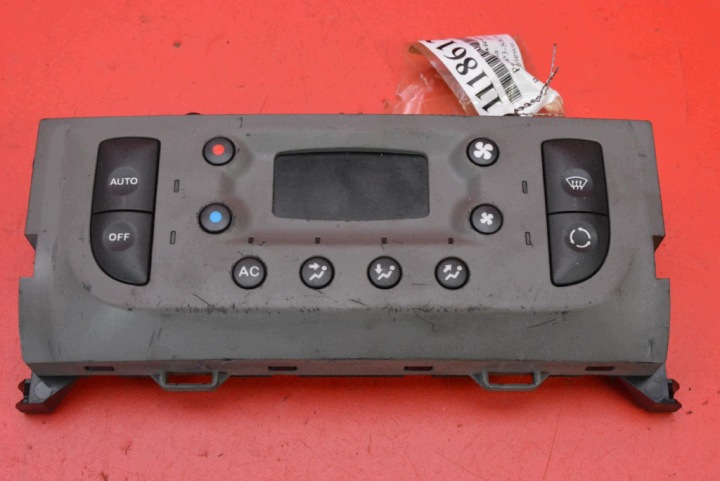 panel ovládania klímy KLIMY 8200749659 RENAULT THALIA 2 II 08-12