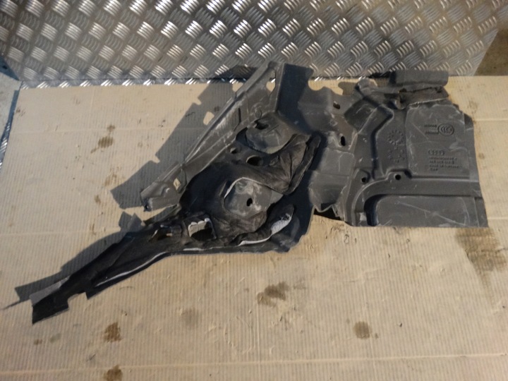 SCHALLDÄMMUNG NADKOLA RECHTS HINTEN AUDI A7 4K8 1