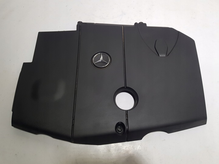 MERCEDES SLK SLC W172 R172 cover cover engine housing cover 651 2.2 CDI