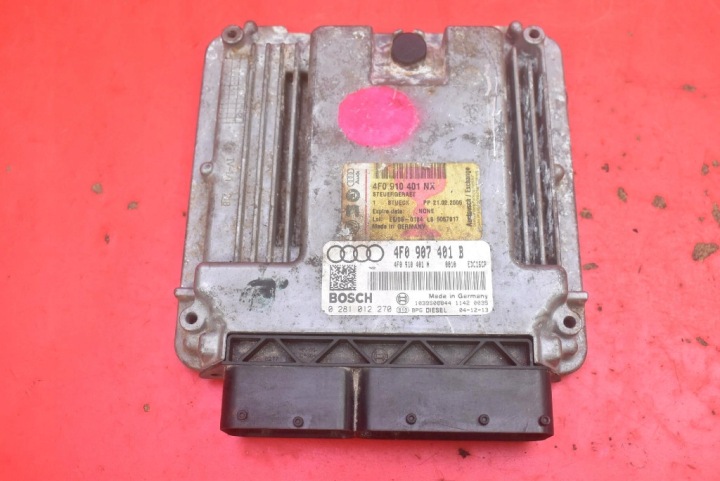 Vezerlő egység számítógép a motrot 4F0907401B AUDI A6 C6 3.0 TDI 233 KM 04-08