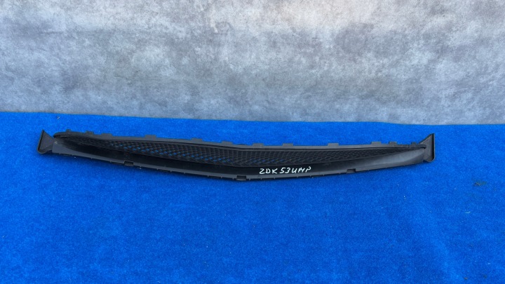 MERCEDES CLS W218 LIFT Lüftungsgitter der Stoßstange mitte A2188851122 ZDK53UMP