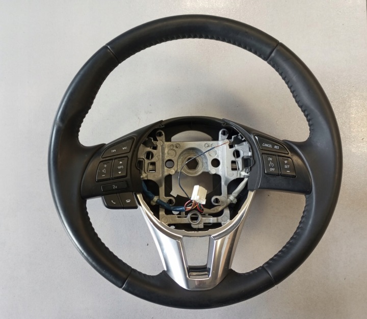 lenkrad MAZDA 2