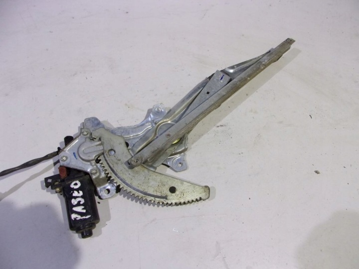 Toyota Paseo window regulator right front el.