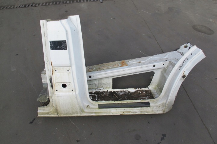 VW VOLKSWAGEN CRAFTER and 2E threshold pillar right front quarter