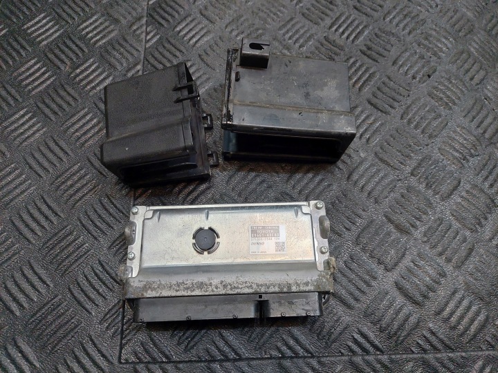 computer Centralina Motore 89661-48E40 LEXUS RX III RX450 H 3.5 HYBRID