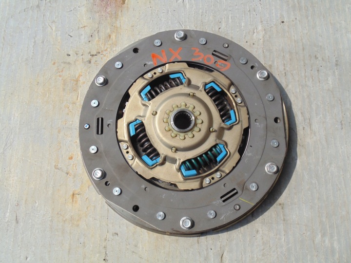 Tengelykapcsoló TARCZA LEXUS NX300 NX300H 2015 ROK.