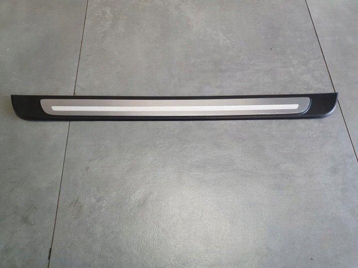 Audi A3 8Y cap threshold door przednich of left 8V4853491M