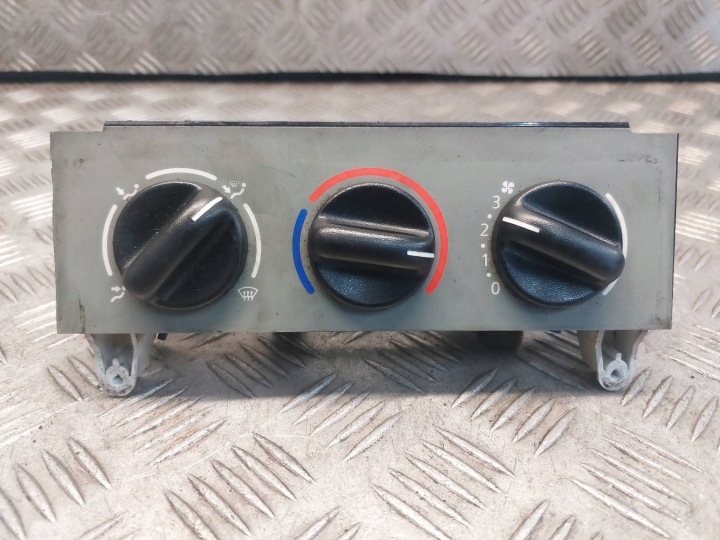 PANEL klími RENAULT KANGOO a 9041701917