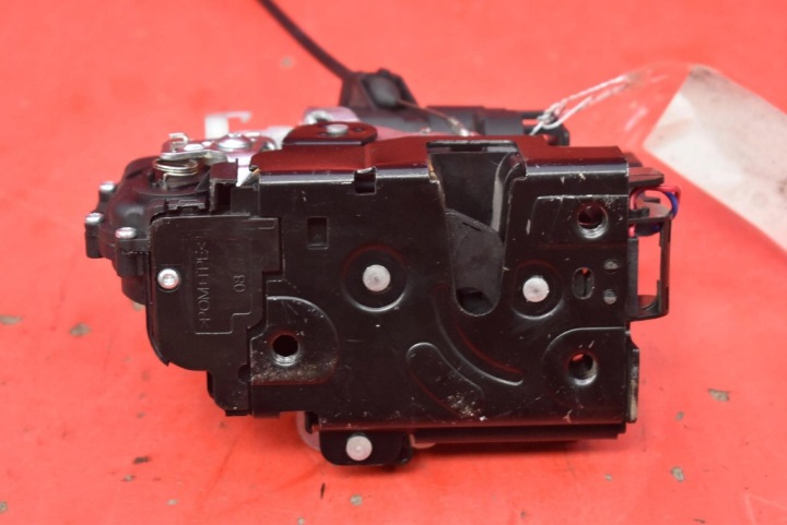 de la Serrure Portière Gauche Avant Avant EU 23TF0005 SKODA OCTAVIA 1 et LIFT 00-10